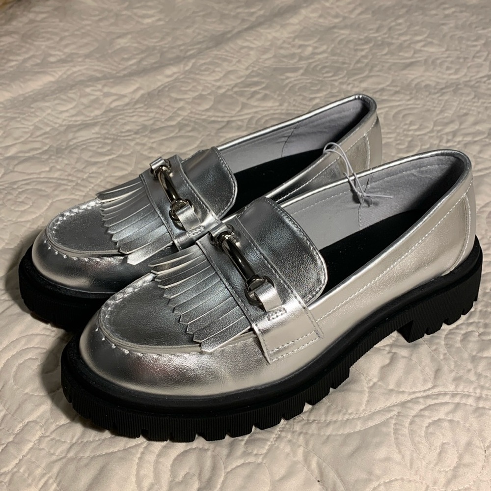 Lug sole loafers size 8.5 NWT